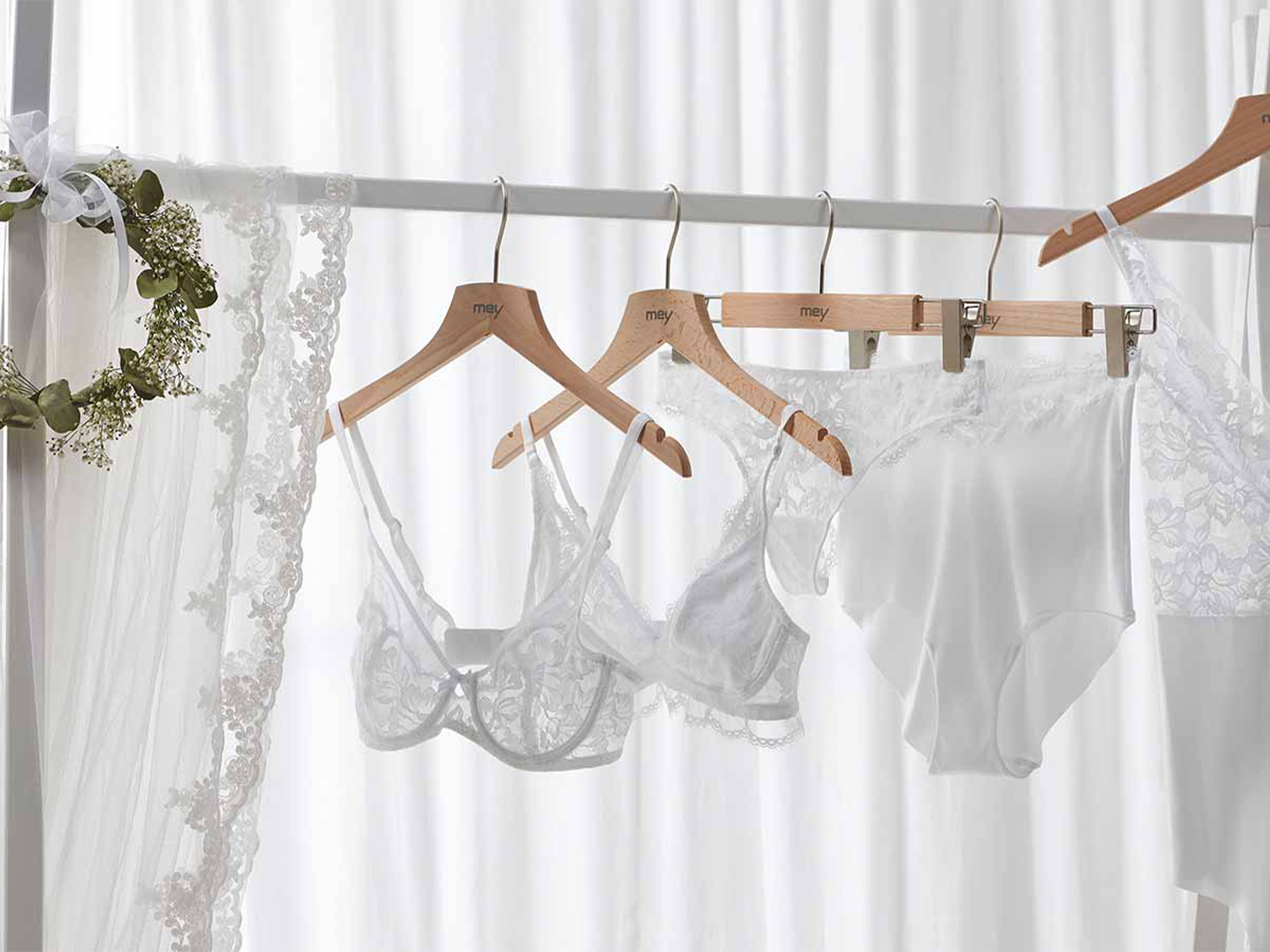 Was tragen Braut und Bräutigam drunter? | mey®